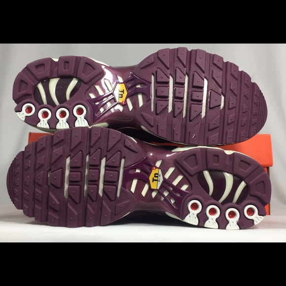 SOLD***Nike Air Max Plus TN (WOMENS) - Picture 5 of 5